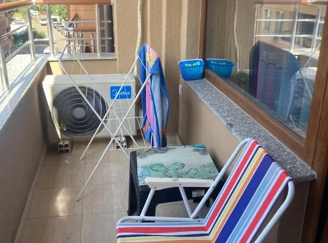 Апартаменты Desis Seaside Hideaway